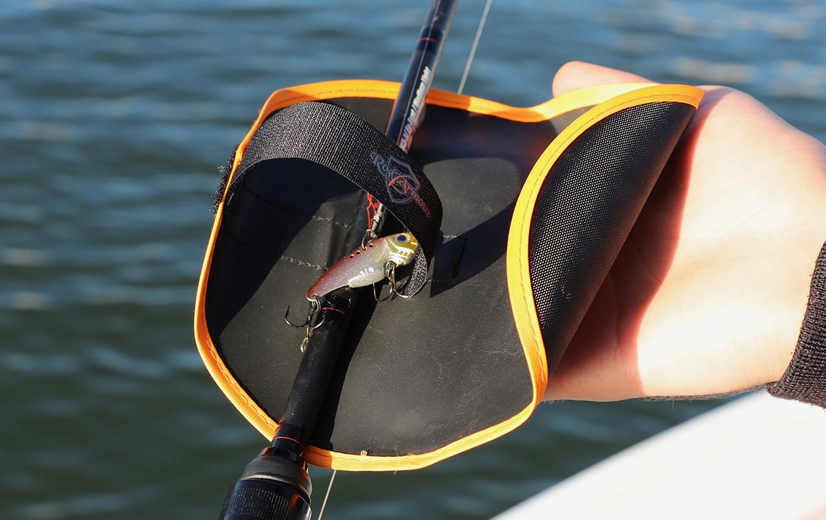 Fishing lure cover Luresheild: Completely safeguard your lures